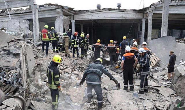 Rusya'nın Kryvyi Rih kentine füzeli saldırısında ölü sayısı 10'a yükseldi