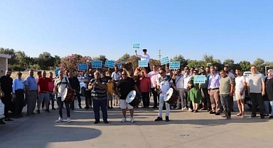 Silifke'de develi, davullu zurnalı il olma talebi! 'Ya il olacak, ya il olacak
