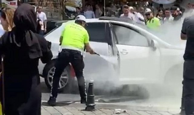 Taksim'de korkutan anlar! Yol ortasında bir anda alev aldı