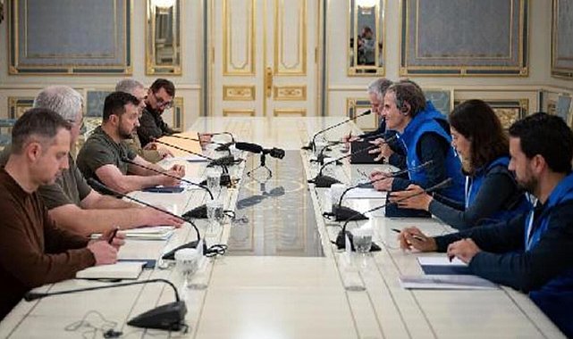 Zelenski ve IAEA Genel Direktörü Grossi ‘Kakhovka barajını’ görüştü