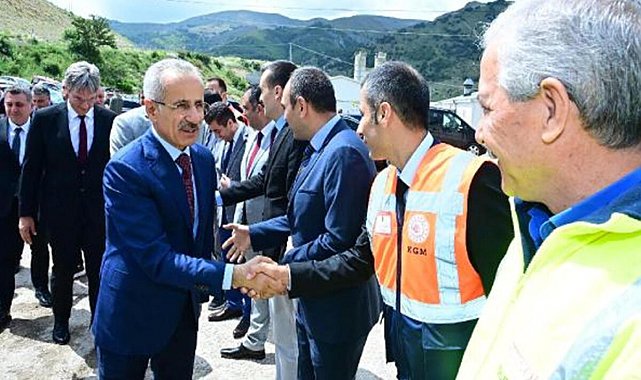 Bakan Uraloğlu'ndan Kop Tüneli açıklaması: Konforlu ve güvenlik yolculuk yapılacak