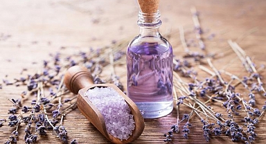 Lavanta suyunun faydaları nelerdir? Lavanta suyu nerelerde kullanılır?