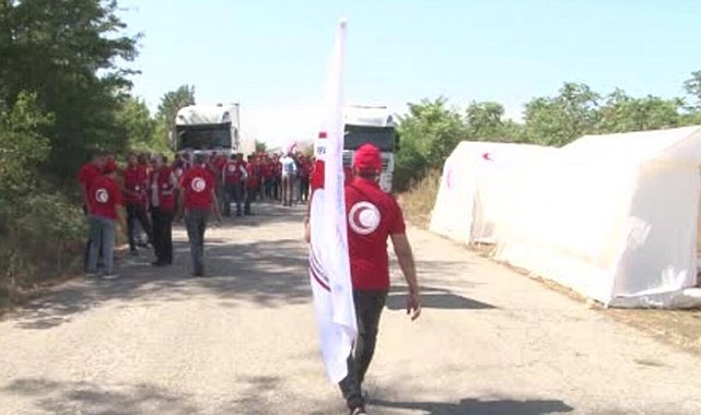 Azerbaycan'ın Karabağ'daki Ermenilere gönderdiği 40 ton yardım geçiş izni bekliyor