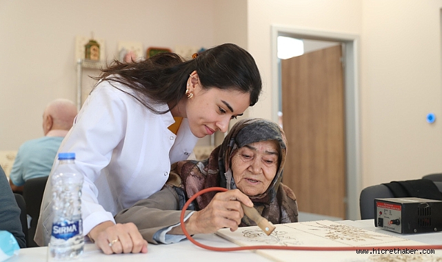 Bağcılar’da yaşlıların buluşma noktası: Vefahane Yaşam Merkezi