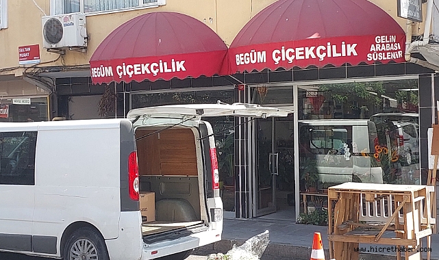 Begüm Çiçekçilik, Sefaköy Sultan Murat Caddesi'nde Çiçek Severlere Hizmet Veriyor