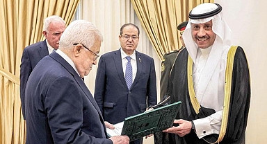 30 yıl sonra bir ilk... Suudi Arabistan heyeti Filistin’e gitti