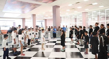 Bağcılar’da canlı satranç turnuvası