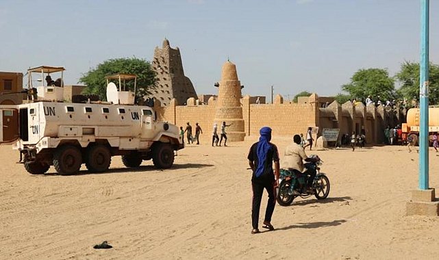 Çifte terör saldırısı Mali'yi sarstı: 64 ölü