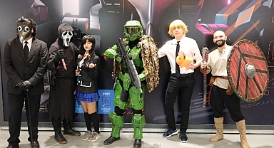 Her yaştan oyunsever Gaming İstanbul’a akın etti.