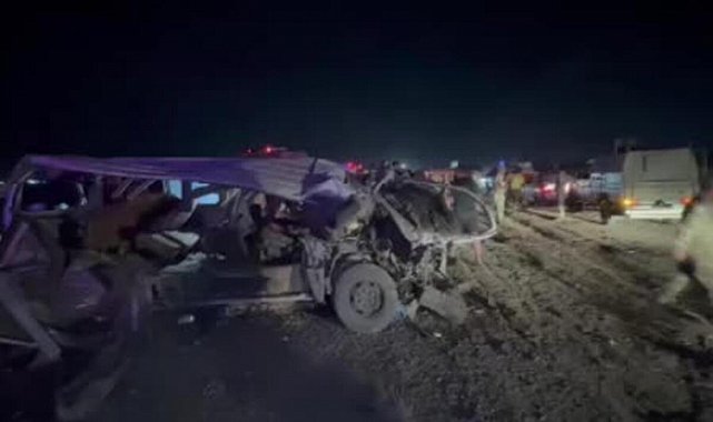 Irak'ta korkunç kaza: 16 ölü, 13 yaralı