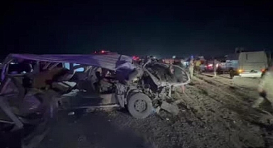 Irak'ta korkunç kaza: 16 ölü, 13 yaralı