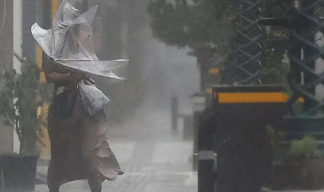 Japonya'da tropikal fırtına alarmı: Binlerce kişiye tahliye çağrısı