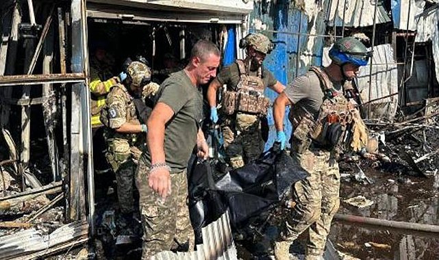 Kostantinivka'ya füzeli saldırı: Çok sayıda can kaybı