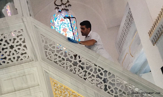 Maltepe Belediyesi’nden Mevlid Kandili öncesinde temizlik