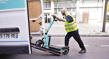 Paris scooter’ı yasakladı
