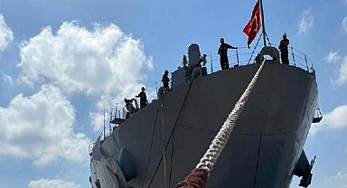 Türkiye'den yardım eli: TCG Bayraktar ve TCG Sancaktar, Libya’da