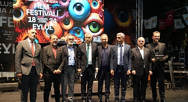 ULUSLARARASI ADANA ALTIN KOZA FİLM FESTİVALİ’NDE EMEK ÖDÜLLERİ VERİLDİ