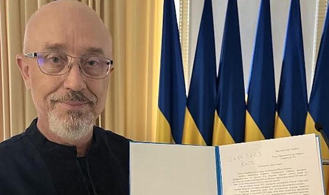 Zelenski'nin görevden aldığı bakandan ilk açıklama