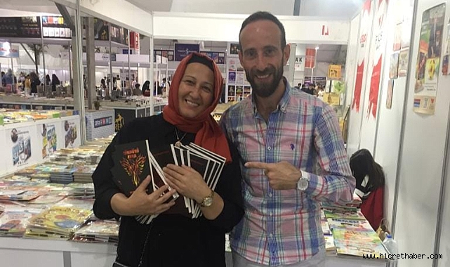 Ensar Açıkgözoğlu,13'üncüsü düzenlenen Kocaeli Kitap Fuarı'nda Büyük ilgi gördü