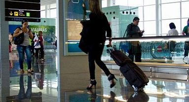 Amerikalı üniversiteliye Dubai'de 'dokunma' cezası!