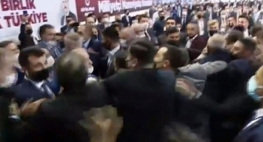 (BBP) 12. Olağan Büyük Kurultayı’nda iki grup arasında kavga çıktı.