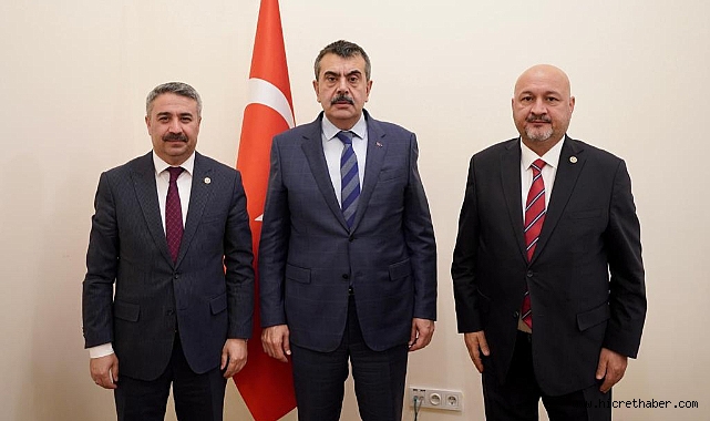 Depremde yıkılan okullar için Milli Eğitim Bakanı’na 7 maddelik talep