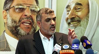 HAMAS Siyasi Büro Üyesi İzzet El-Rişk,Dünyaya Çağrı yaptı.