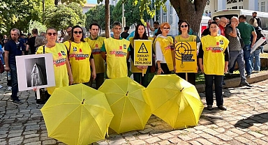 Sağlıkçılardan şiddete farklı tepki!