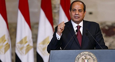 Sisi: Sivillerin Gazze'den Sina'ya göçü tehlikelidir ve Filistin davasını sona erdirecektir