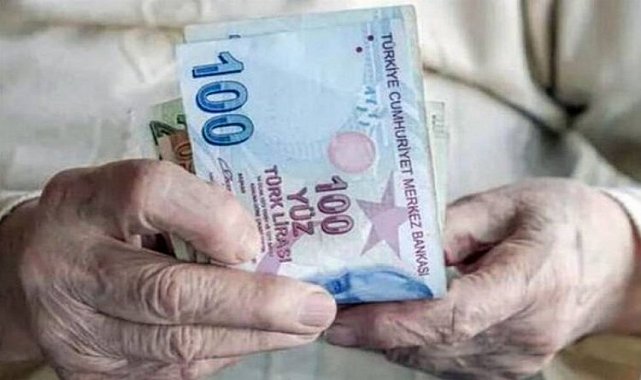 2,8 milyar TL'lik evde bakım destekleri hesaplarda