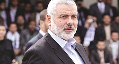 Haniye: Direniş Ümmetin Mukaddesatını Korumak için Savaş Veriyor