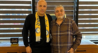 Küçükçekmece Sinopspor Teknik Direktör Galip Gündoğdu ile Anlaştı.