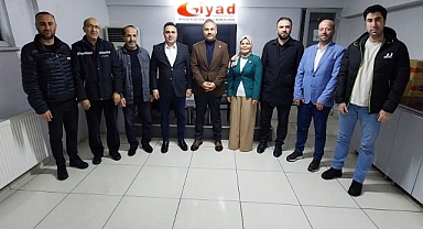 Büyük Birlik Partisi (BBP) Küçükçekmece ilçe Başkanı GİYAD - Gümüşhane İktisadi Yardımlaşma ve Dayanışma Derneğini  Ziyaret etti