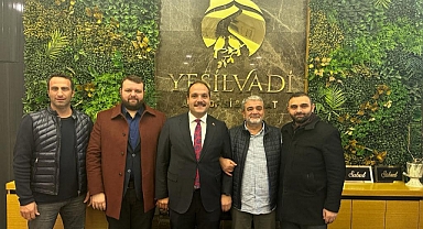 Metin Kaptanoğlu, Küçükçekmece Sinopspor Kulüb Başkanı Rafet Orhan'ı Ziyaret Etti