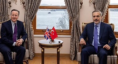 Dışişleri Bakanı Hakan Fidan, İngiliz mevkidaşı ile bir araya geldi
