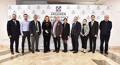 İSTANBUL İLÇELERİNİN BELEDİYE YÖNETİŞİM KARNESİ YAYINLANDI