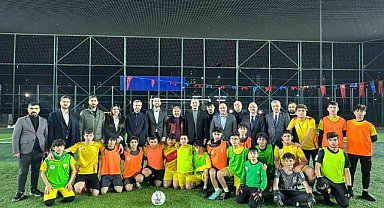 Gençlik ve Spor Bakan Yardımcısı Dr. Enes Eminoğlu, Amatör Spor Kulüp Başkanları İle Çay Sohbetinde Bulundu
