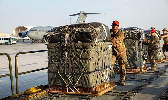 ABD, Gazze’ye bir kez daha havadan yardım bıraktı