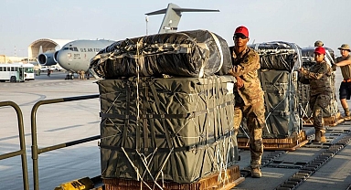 ABD, Gazze’ye bir kez daha havadan yardım bıraktı