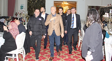 Aziz Yeniay Çoğu Gitti Azı Kaldı