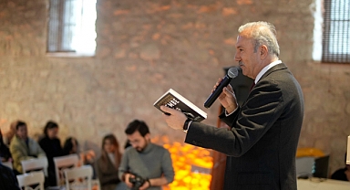 Cumhur İttifakı'nın Küçükçekmece Belediye Başkan adayı Aziz Yeniay,Gençlerle buluştu.