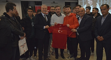 Seymen Gençtürk'ten Aziz Yeniay'a Destek Çağrısı!