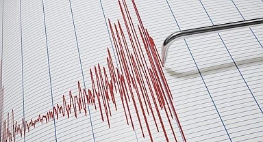 Yunanistan'da peş peşe iki deprem!