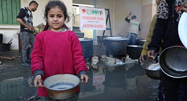 İHH Ramazan'da 4 milyon 290 bin kişiye yardım ulaştırdı | VİDEOLU HABER
