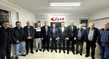 MHP Genel Başkan Yardımcısı İsmail Faruk Aksu GİYAD'ı ziyaret etti.