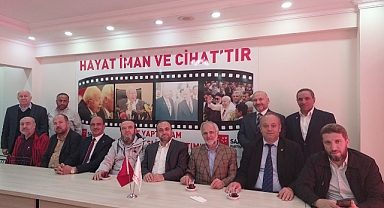 Saadet Partisi Küçükçekmece'de Bayramlaştı