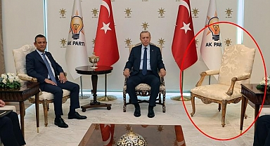 Dikkat çeken ‘boş koltuk’ detayı! Özgür Özel söyledi.