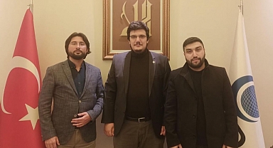 AGD Küçükçekmece'de Bayrak Değişti! Ferhat Çakıcı Yeni İlçe Başkanı Olarak Göreve Başladı