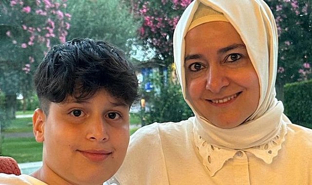 AK Parti Genel Başkan Yardımcısı Fatma Betül Sayan Kaya'nın oğlu LGS'de Türkiye 1.'si oldu