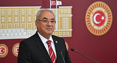 Aksakal; Terörle mücadele, kararlı ve sonuç yaratıcı siyasi girişimlerle de beslenmeli ve desteklenmelidir.